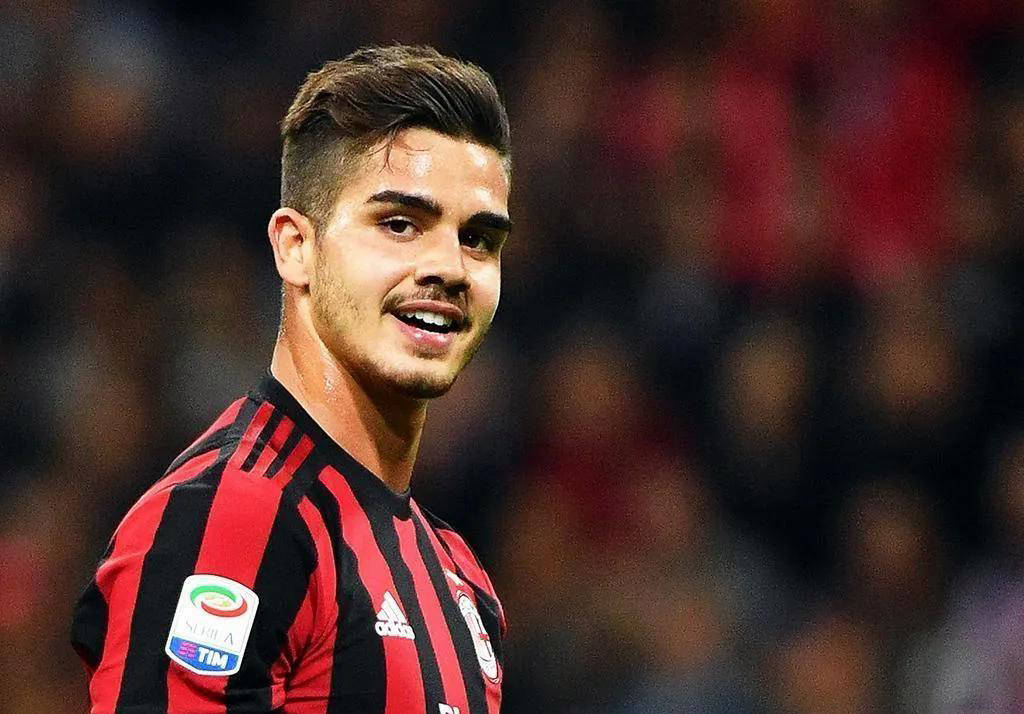 大手笔引援！上海申花锋线或迎重磅新援，300万欧西甲葡萄牙前锋即将加盟